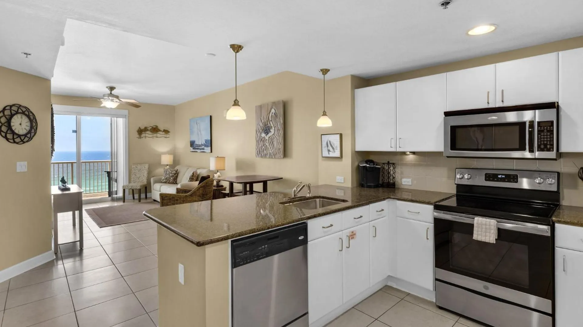 Ocean Front Grand Panama 2 Bd 2 Ba Unit 1006, Spectacular Amenities Villa Panama City Beach